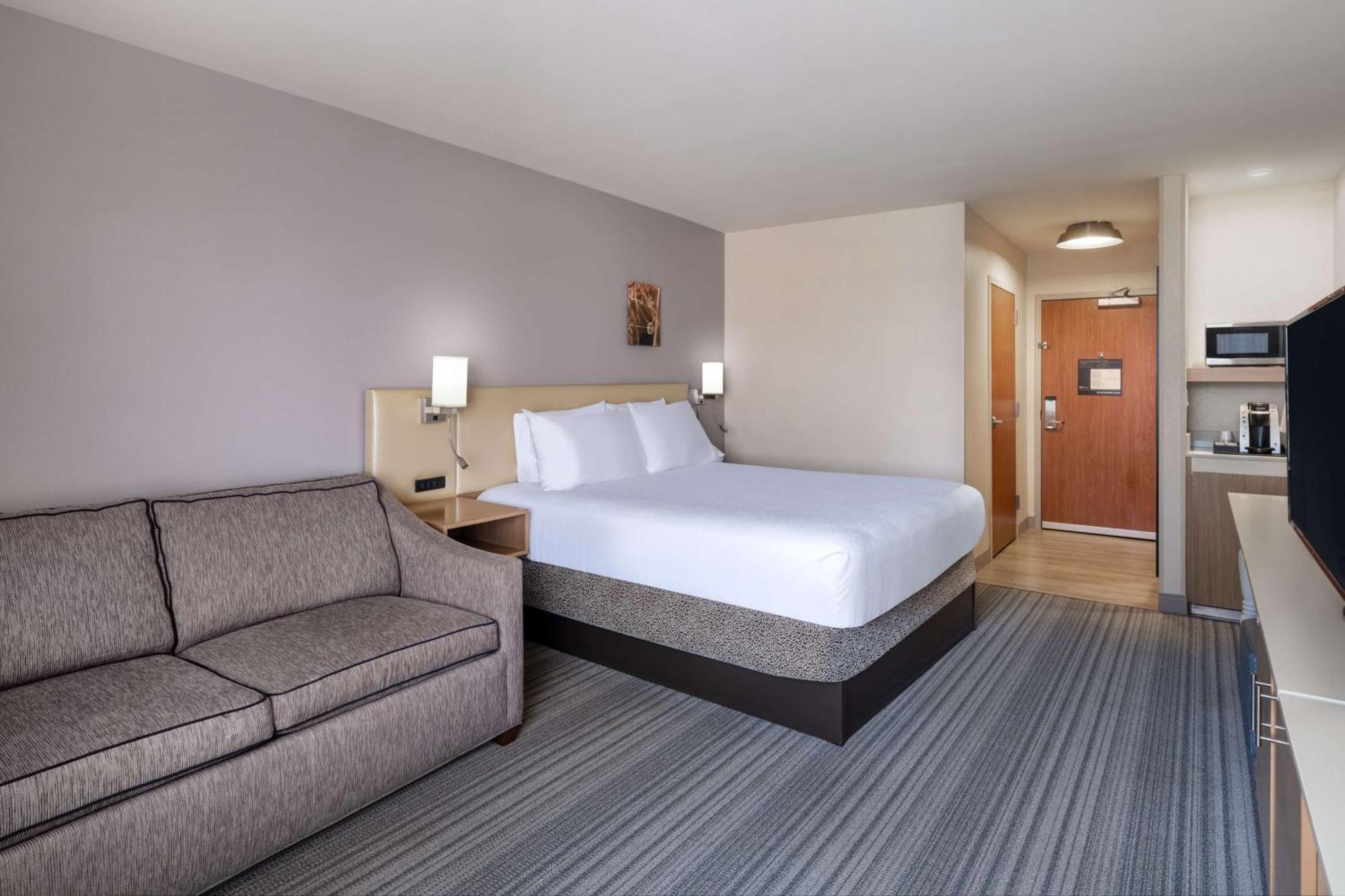 Hilton Garden Inn Bakersfield Buitenkant foto