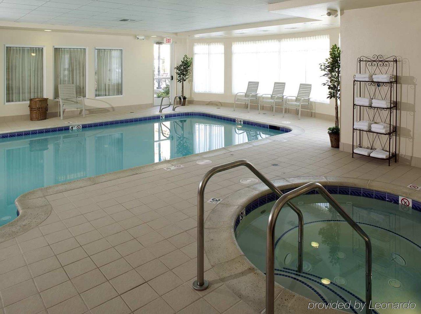 Hilton Garden Inn Bakersfield Buitenkant foto